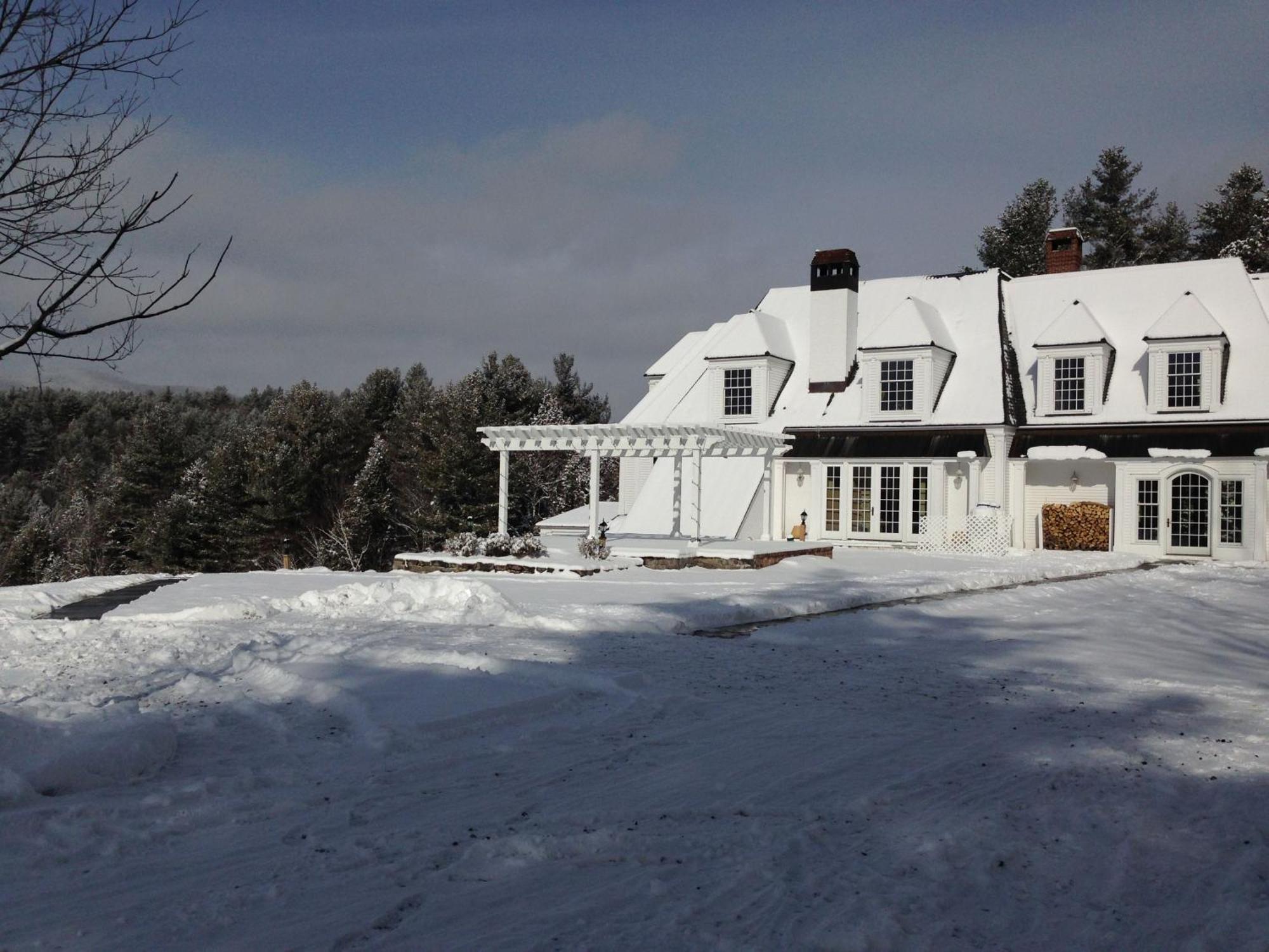 Adams Hill House Retreat - Artist-Architect'S Estate, Newfane Vermont Bed & Breakfast Exterior photo